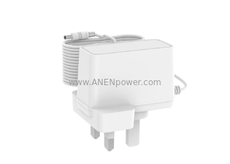 Chine 16.8W Max UK Plug UKCA Certifié 8.4V 12.6V Chargeur de batterie au lithium / plomb 16.8V fournisseur