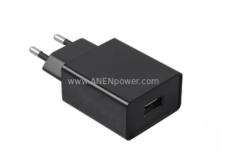 Chine Chargeur USB à prise 5V 2A/1A 10W Max, certifié CE GS, conforme à la norme EN/CEI 61558 et 62368 pour les appareils intelligents et domestiques fournisseur