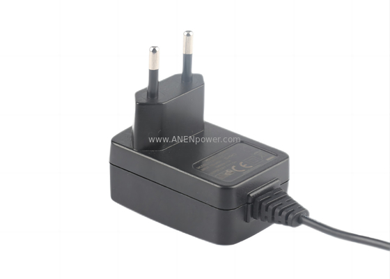 Adaptateur d'alimentation AC/DC de 12 W max certifié CE GS ¥ 5V 2A, 5V 2.4A, 9V 1.33A, 12V 1A, 24V 500mA fournisseur