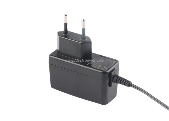 Adaptateur d'alimentation AC/DC de 12 W max certifié CE GS ¥ 5V 2A, 5V 2.4A, 9V 1.33A, 12V 1A, 24V 500mA fournisseur