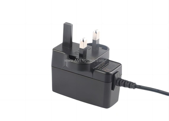 Adaptateur d'alimentation AC/DC maximal de 12 W certifié UKCA - alimentation électrique à commutation par prise électrique 5V 2A, 5V 2.4A, 9V 1.33A, 12V 1A, 24V 500mA fournisseur