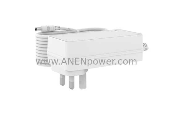 65W Max UK Plug UKCA Certifié 21V 25.2V 29.4V 43.8V Chargeur de batterie au lithium / plomb 12V 14.6V 16.8V fournisseur