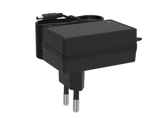 36W 12V 3A / 24V 1.5A adaptateur électrique encastré au Royaume-Uni fournisseur